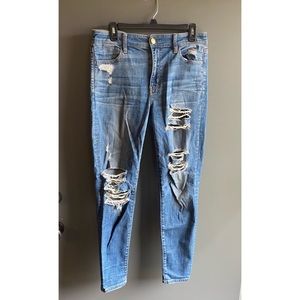 American Eagle Hi Rise distressed jegging